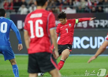 ’59호골 新’ 손흥민 “차범근은 위대한 분…후배들이 내 기록 깨길”