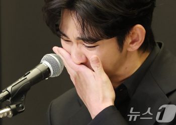 “김새론 안고 자고 싶다” 카톡 보낸 인물은 연예인 A 씨…조작 진술 확보