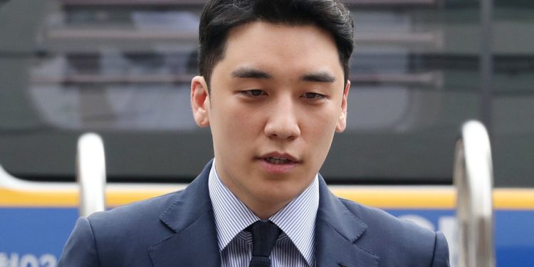 ‘다사다난’ 빅뱅 출신 승리, 이번엔 20대女와 혼인신고·1월 출산